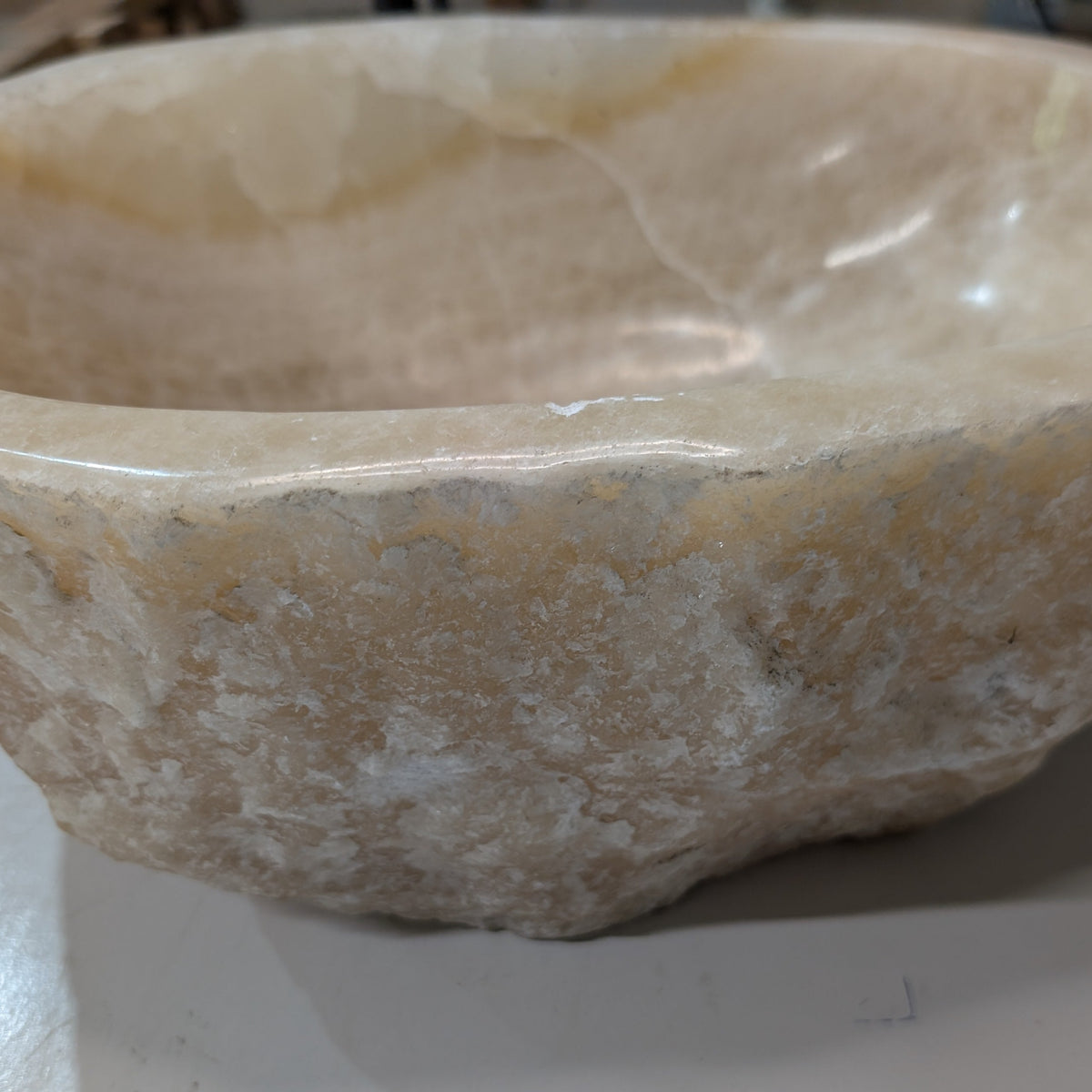 Onyx Stone Basin – Natural edge (Java Origin)